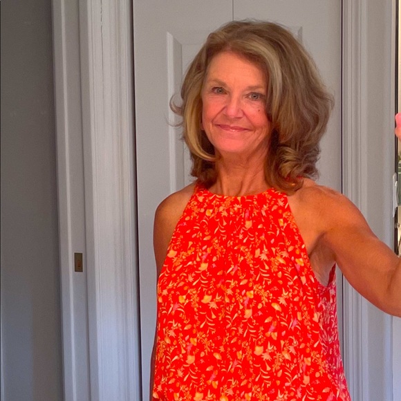 Meet your Posher, Sue - Picture 1 of 1